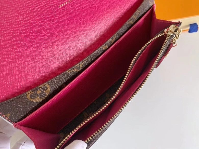 146PE55B Popular leather Wallets