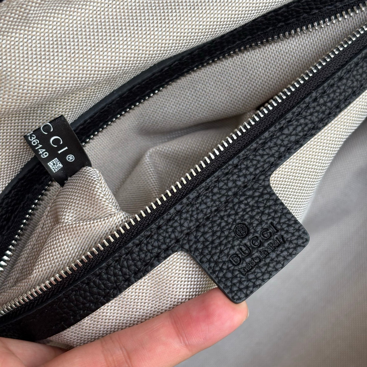 B1N66B11 Fashion Luggage bags