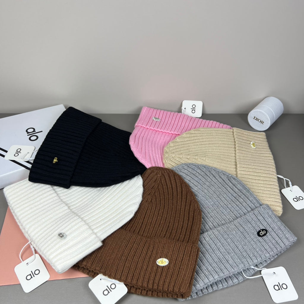 M1R96A28 Fashion hats