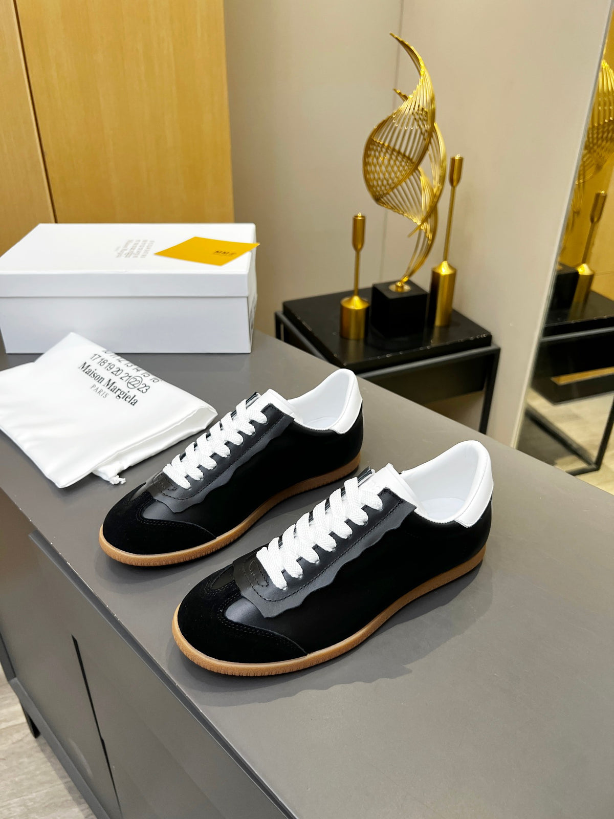 Z2X76A4 Popular high-quality leather shoes