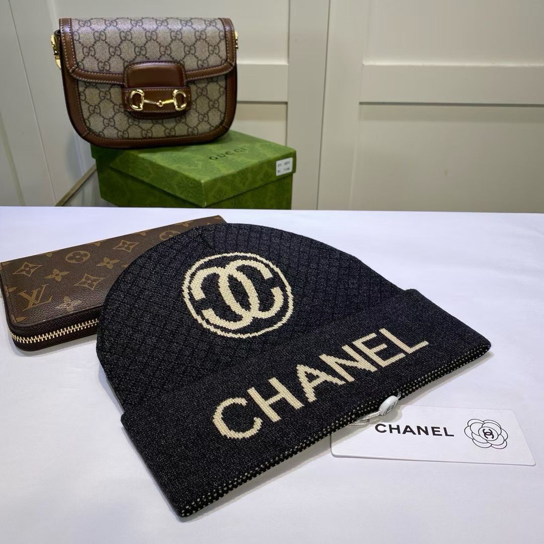 M1R86C60 Fashion hats