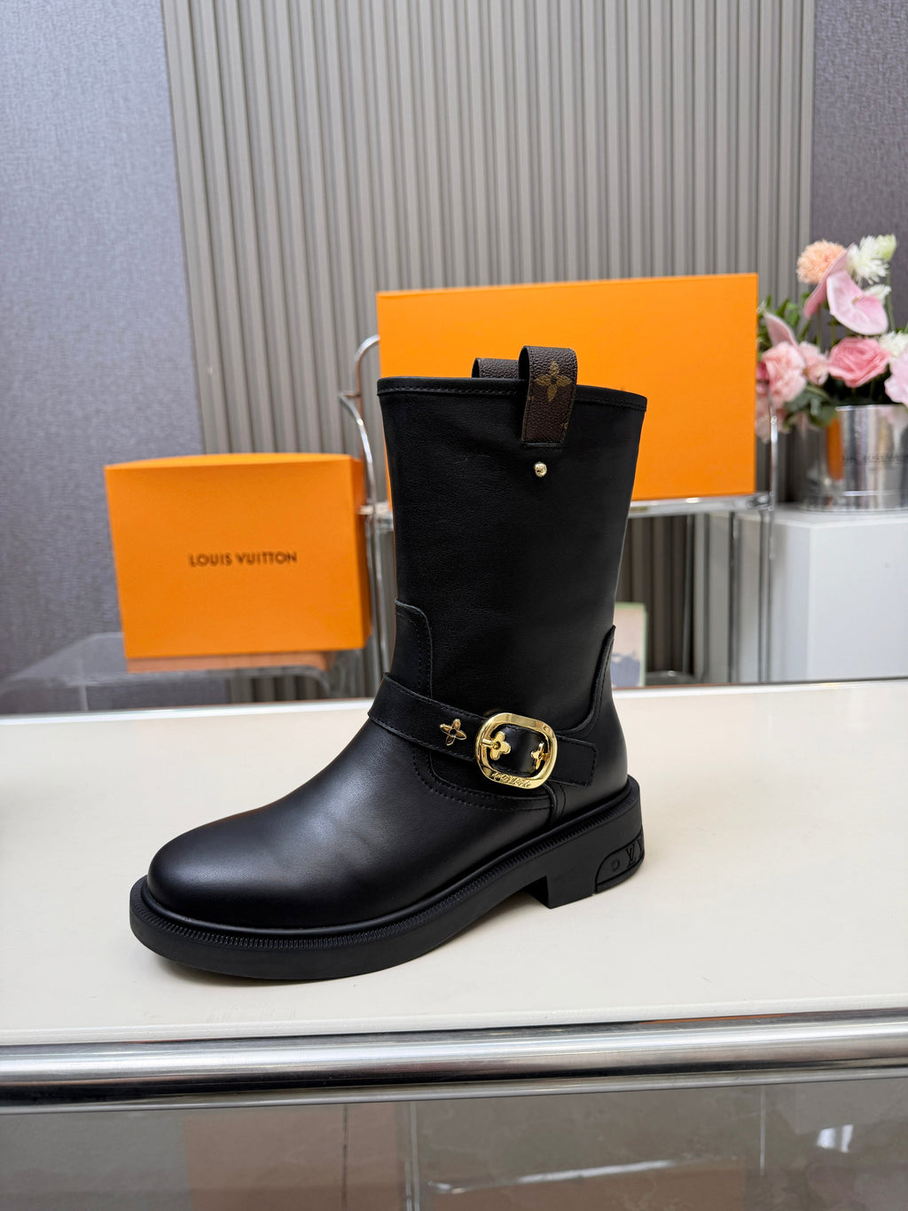 Z2P106E22 Fashion high-quality shoes