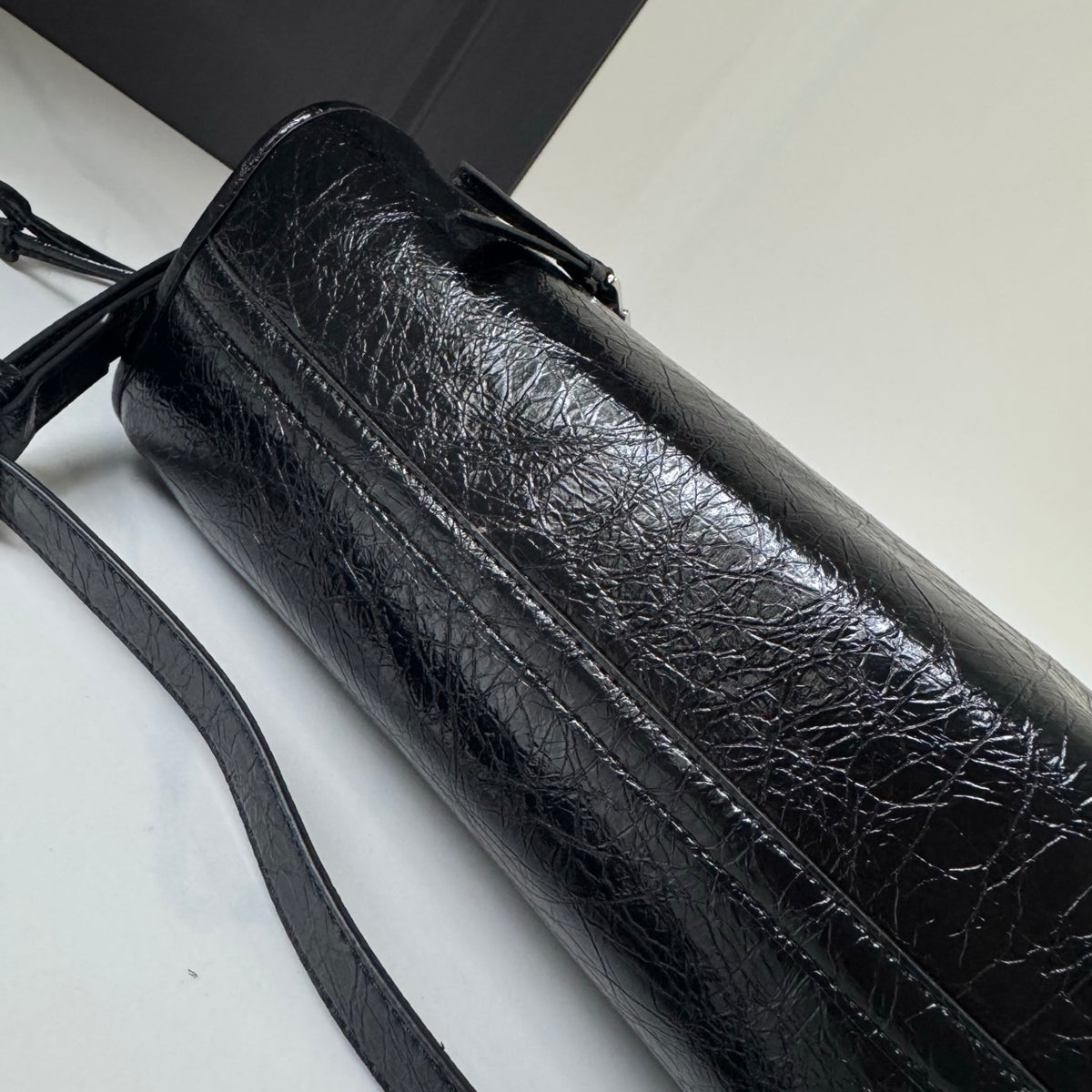 B1R76A21 Fashion leather bag