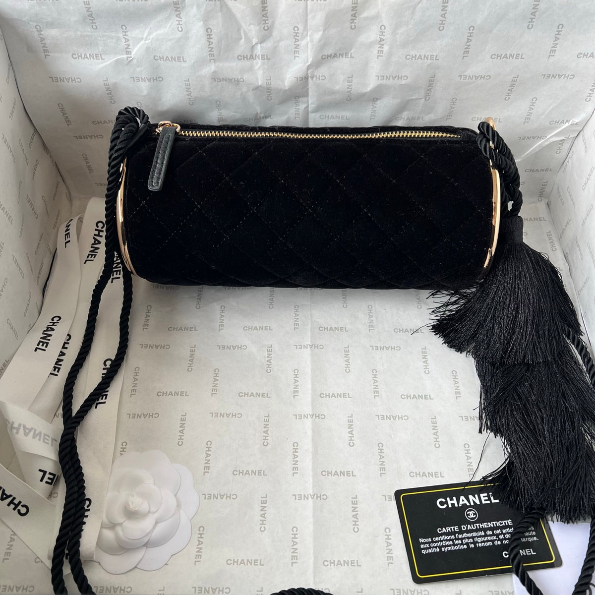 B1N96C19  Popular bag