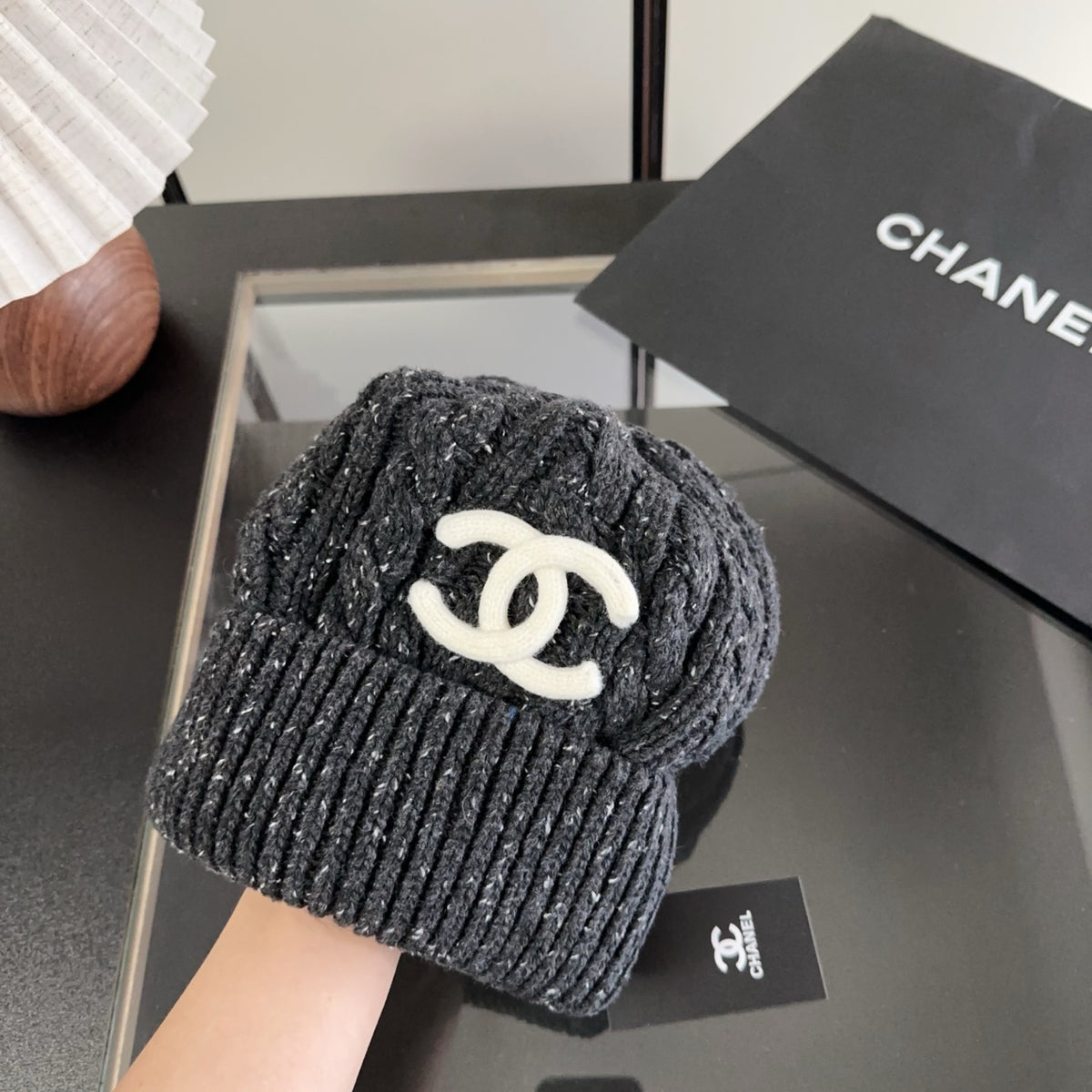 M1R86C23 Fashion hats