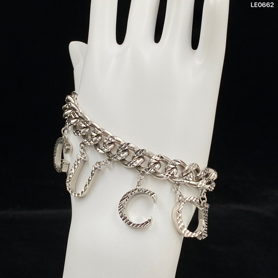 14B766K  Popular   Necklaces