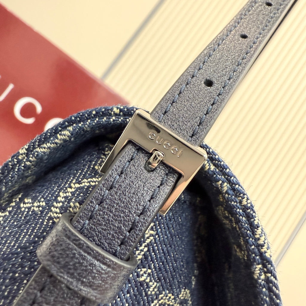 B1N67B13 Fashion bags