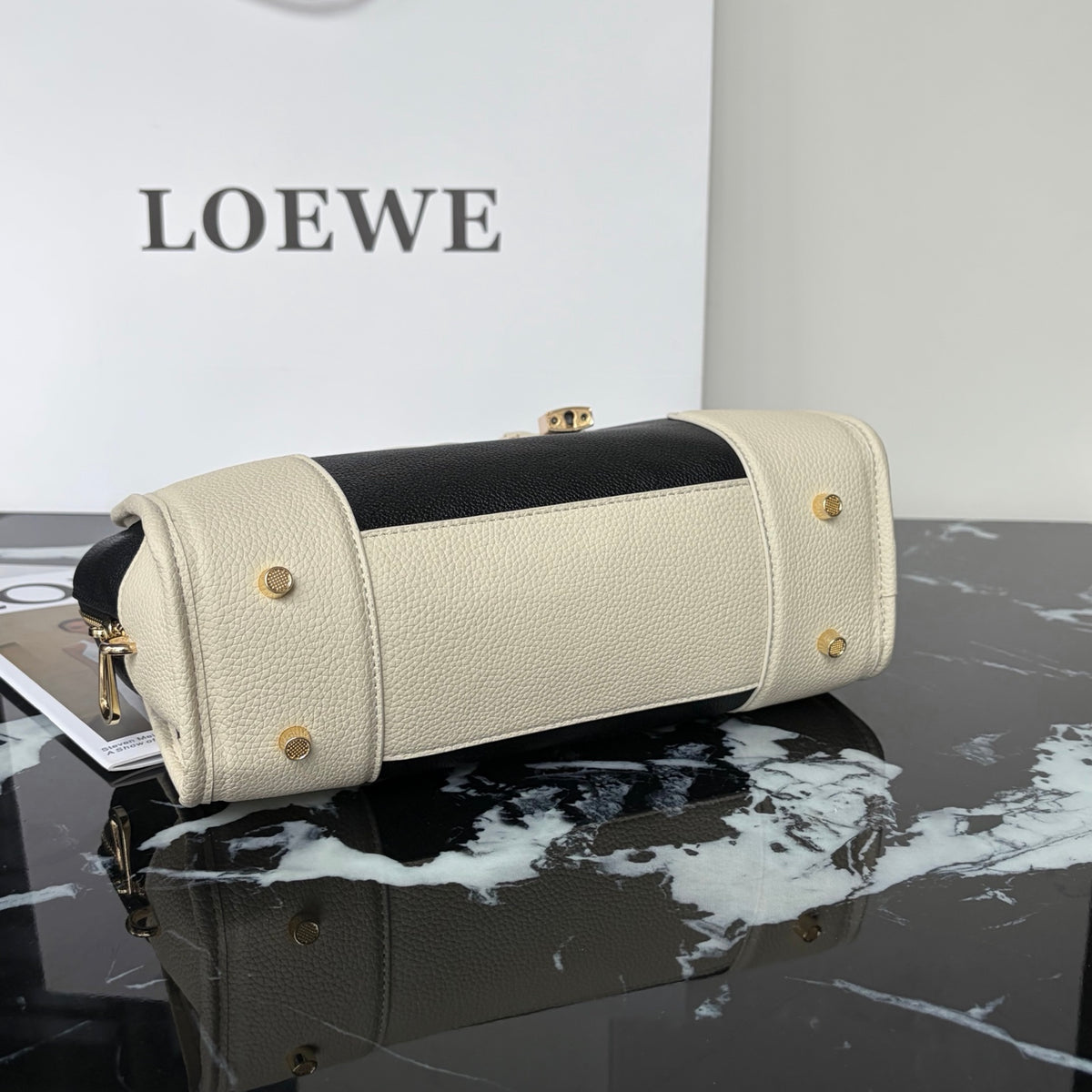 B1R66A12 Fashion leather bag