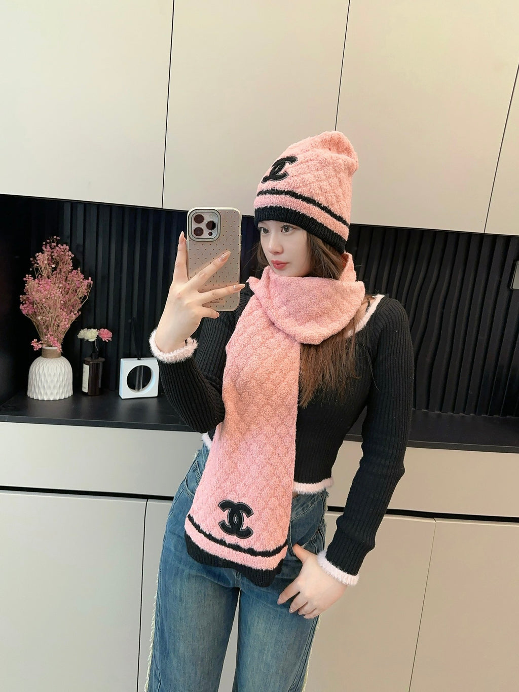 M1R96C7 Fashion Hat and scarf set