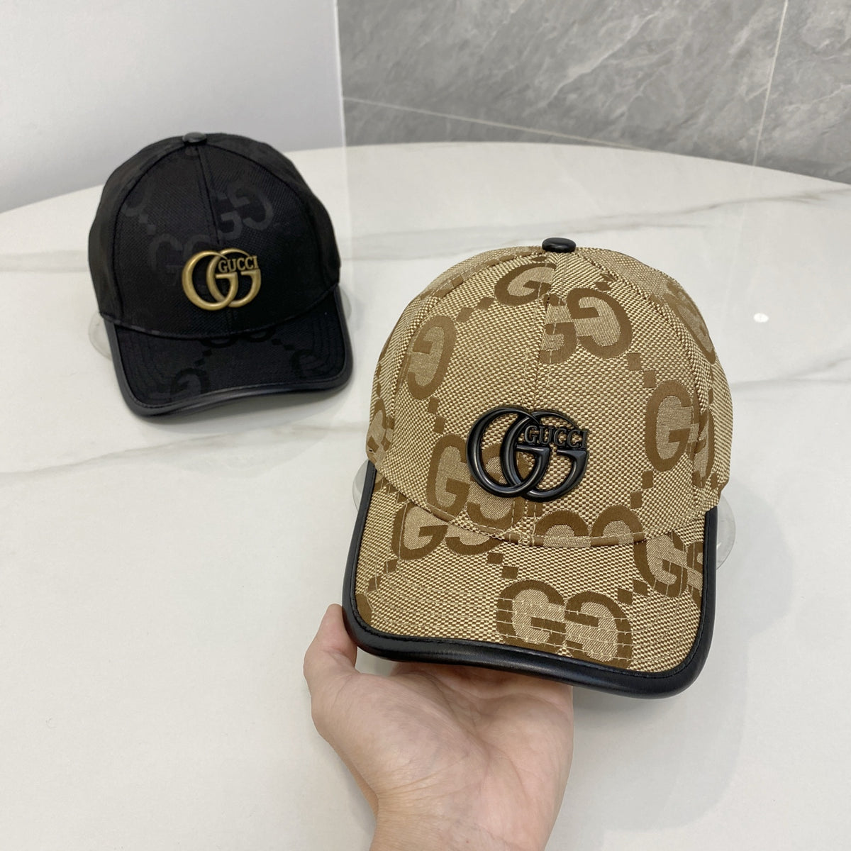 M1R86B122 Fashion hats