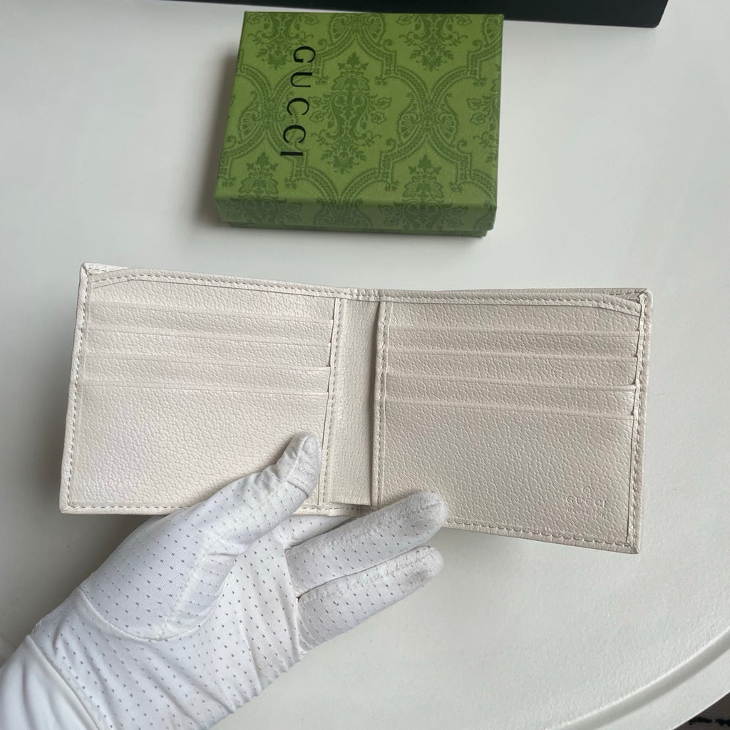 146XB7B Popular leather wallets ( with full packaging )