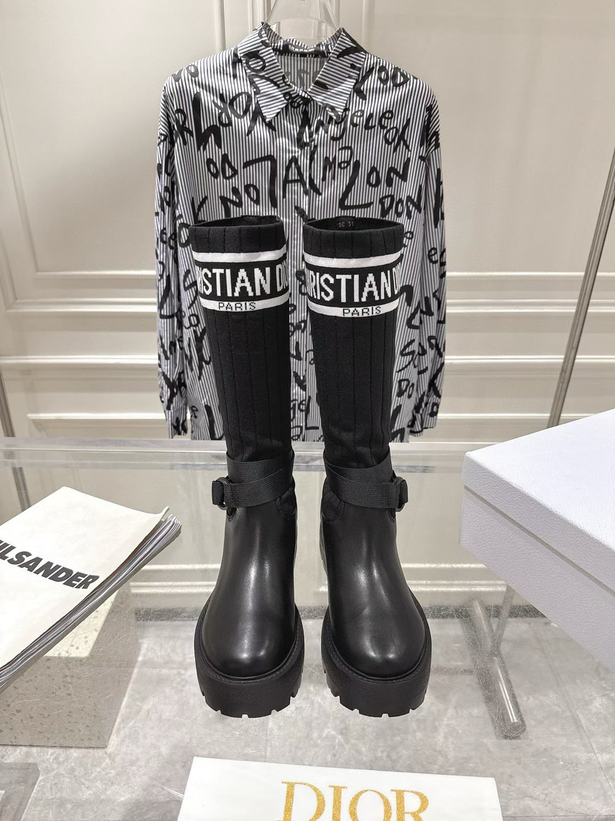 Z2P106D30 Fashion high-quality Boots