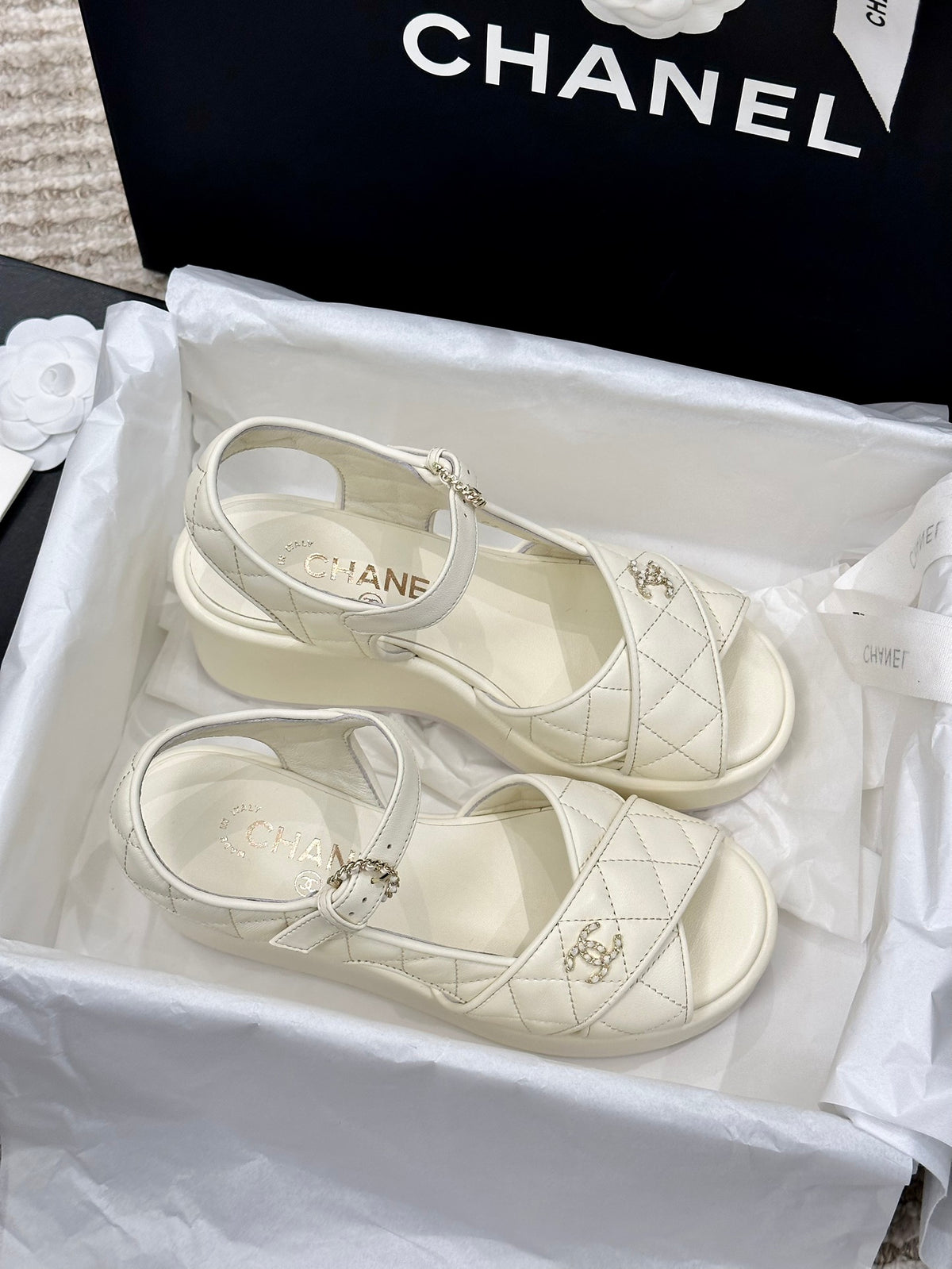 Z2R96C1 Popular high-quality shoes