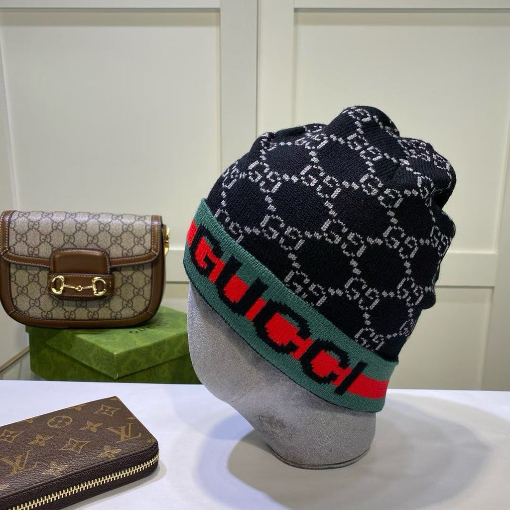 M1R86B72 Fashion hats