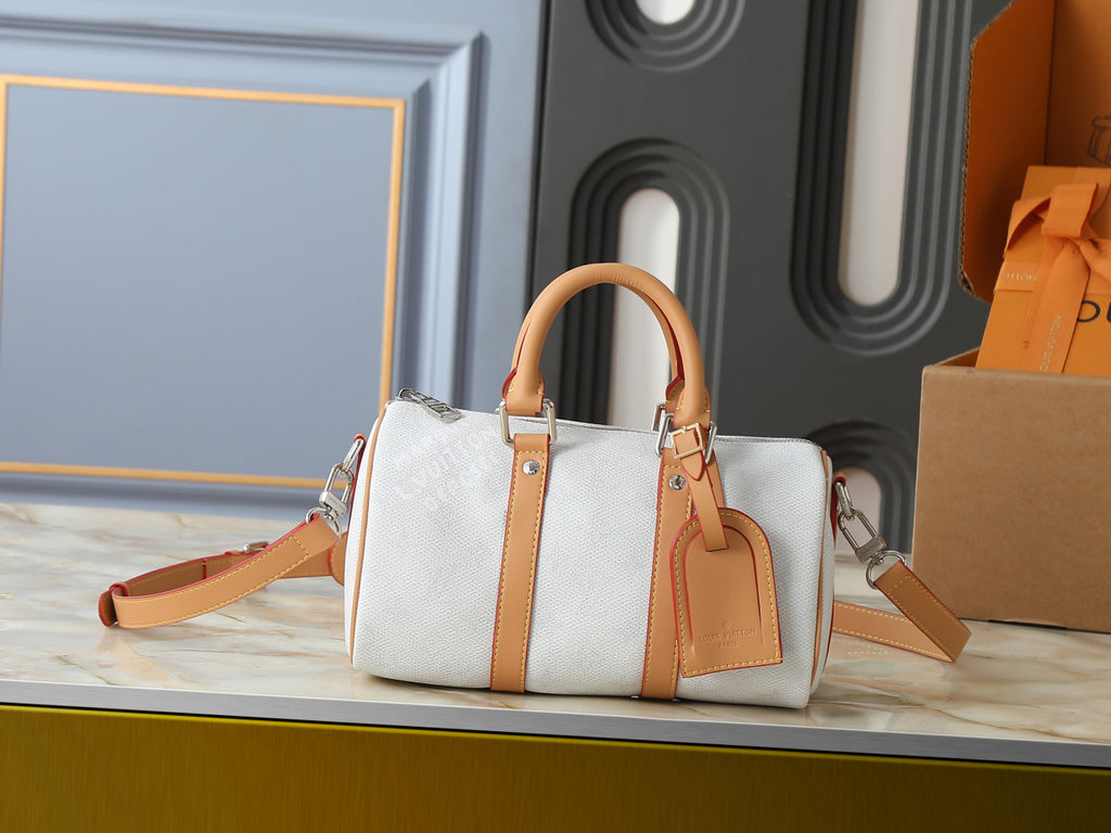 B1R76E51 Fashion leather bag