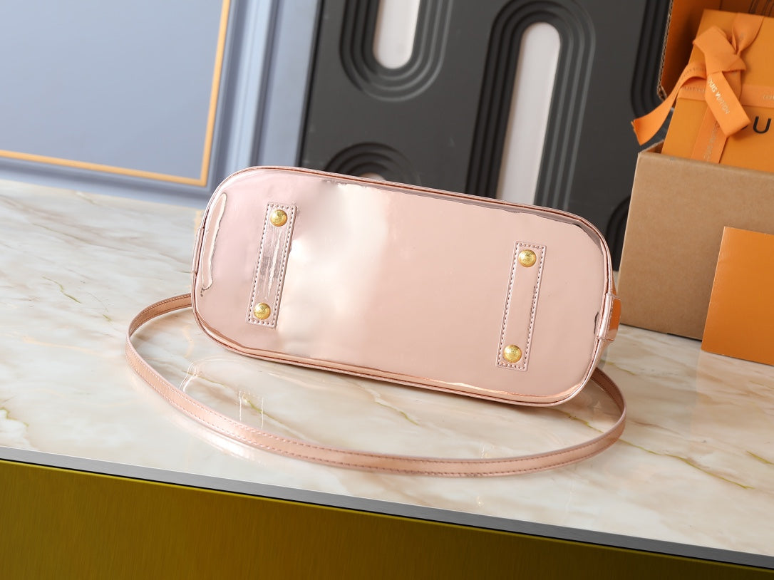 B1N96E39 Popular leather bag
