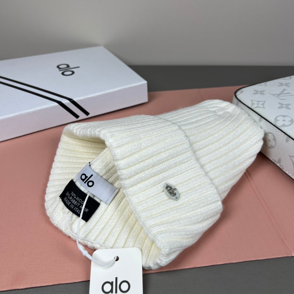 M1R96A28 Fashion hats