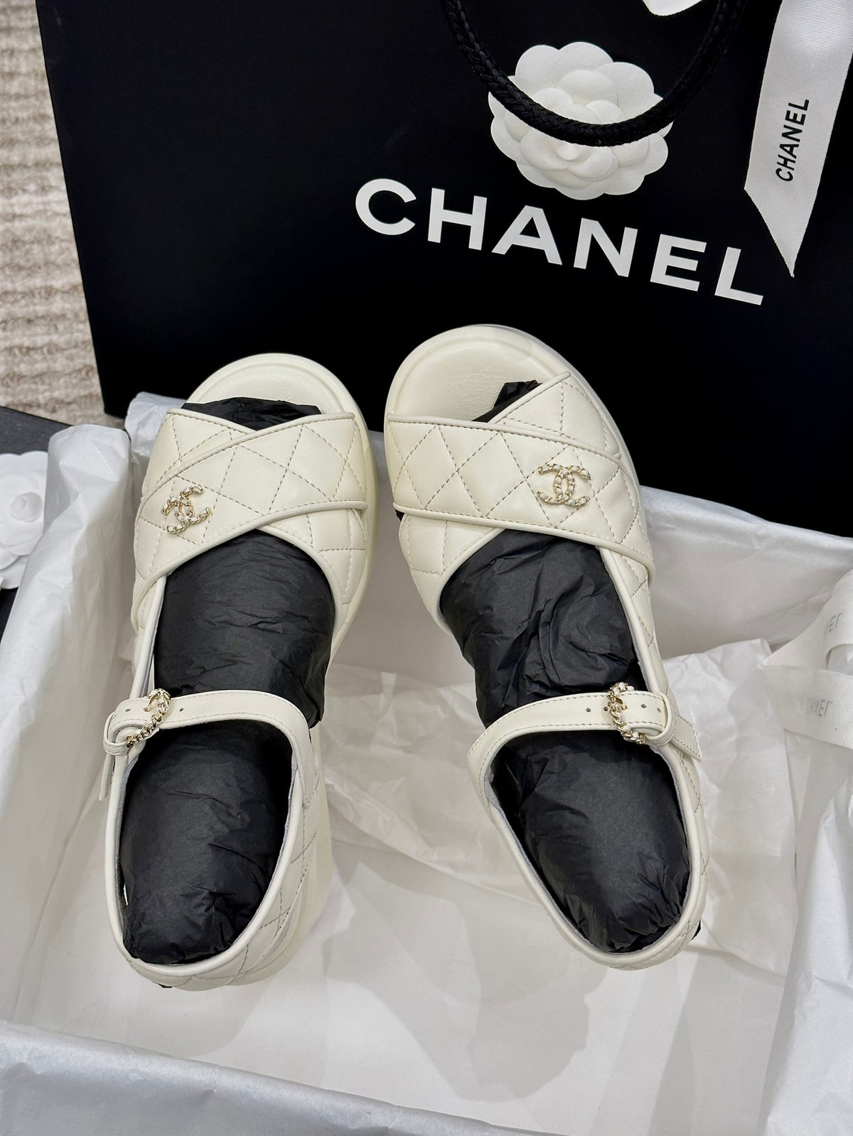 Z2R96C1 Popular high-quality shoes