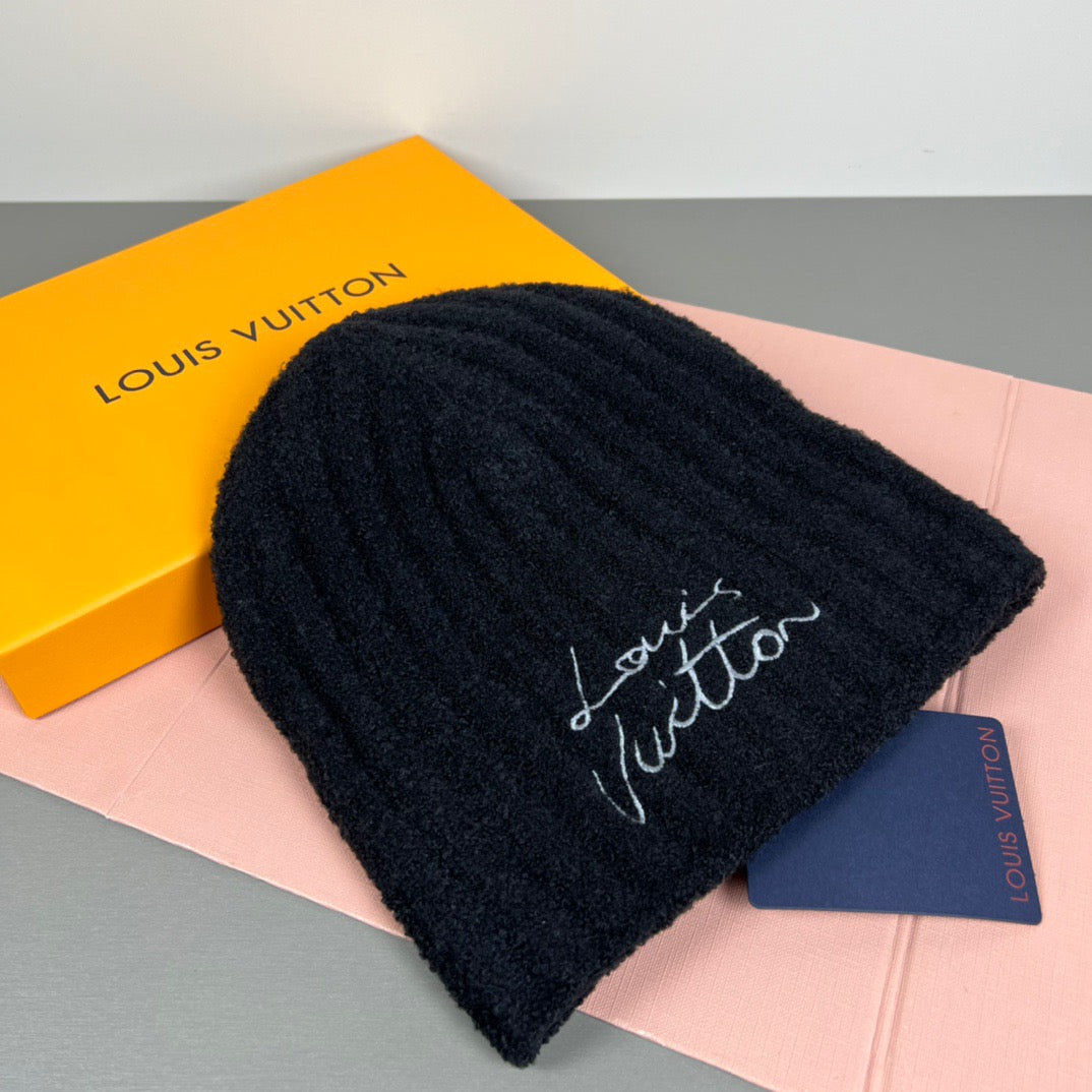M1R86E5 Fashion hats