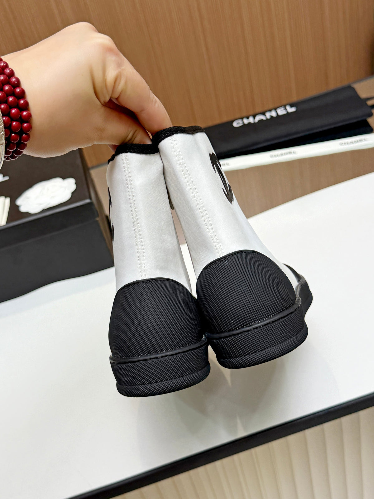 Z2P96C10 Fashion high-quality shoes
