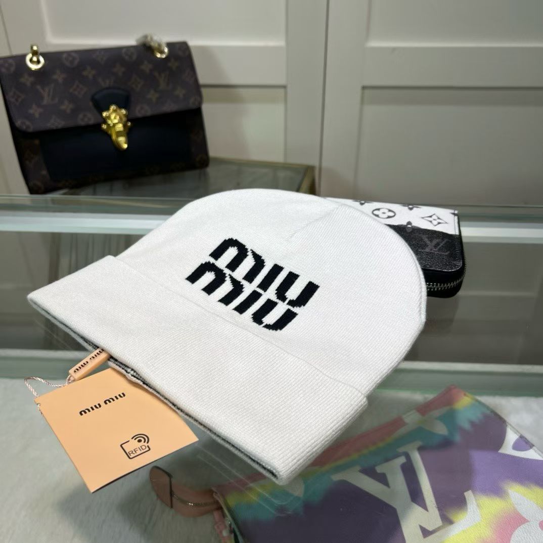 M1R86A28 Fashion hats