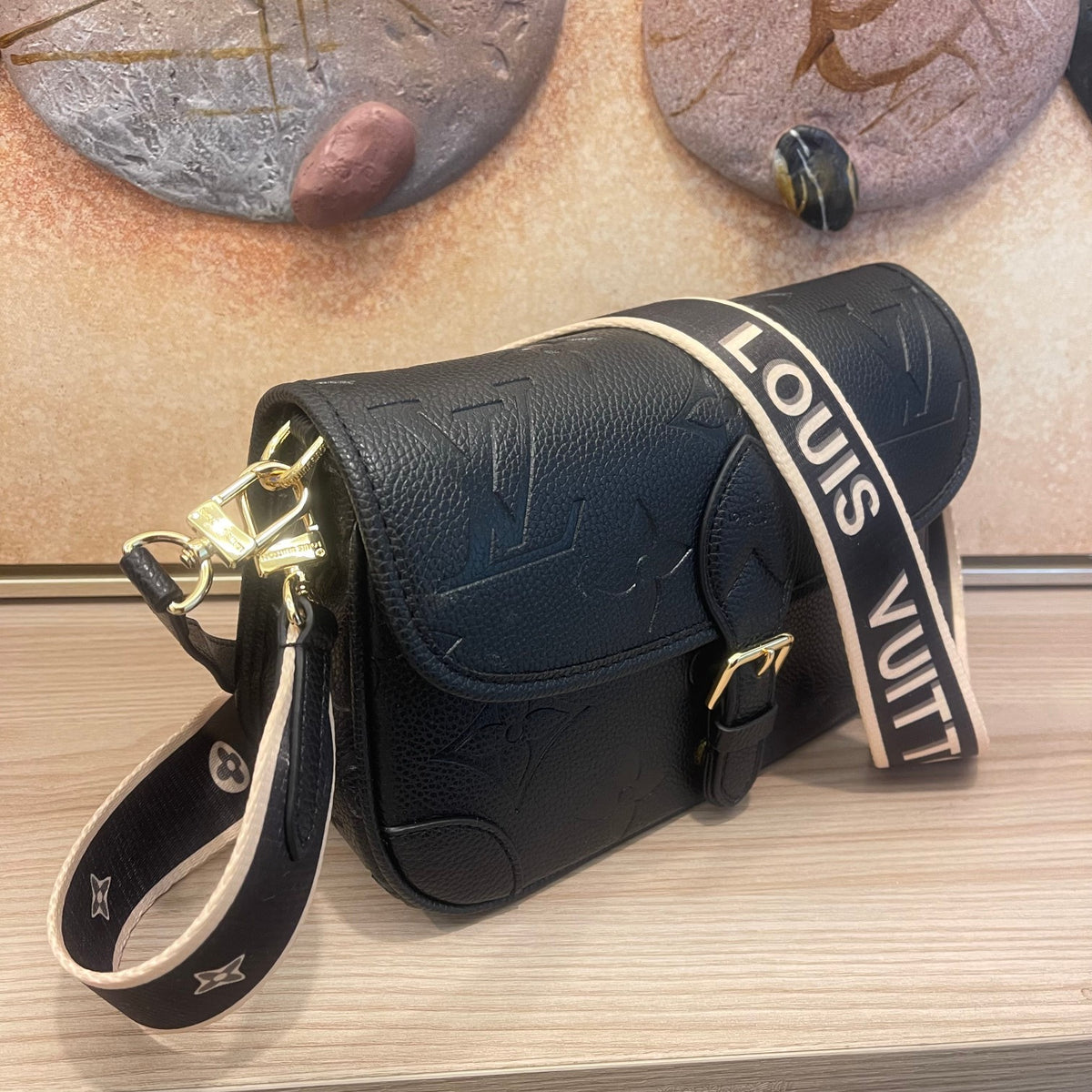 2XE028B Popular leather bag 