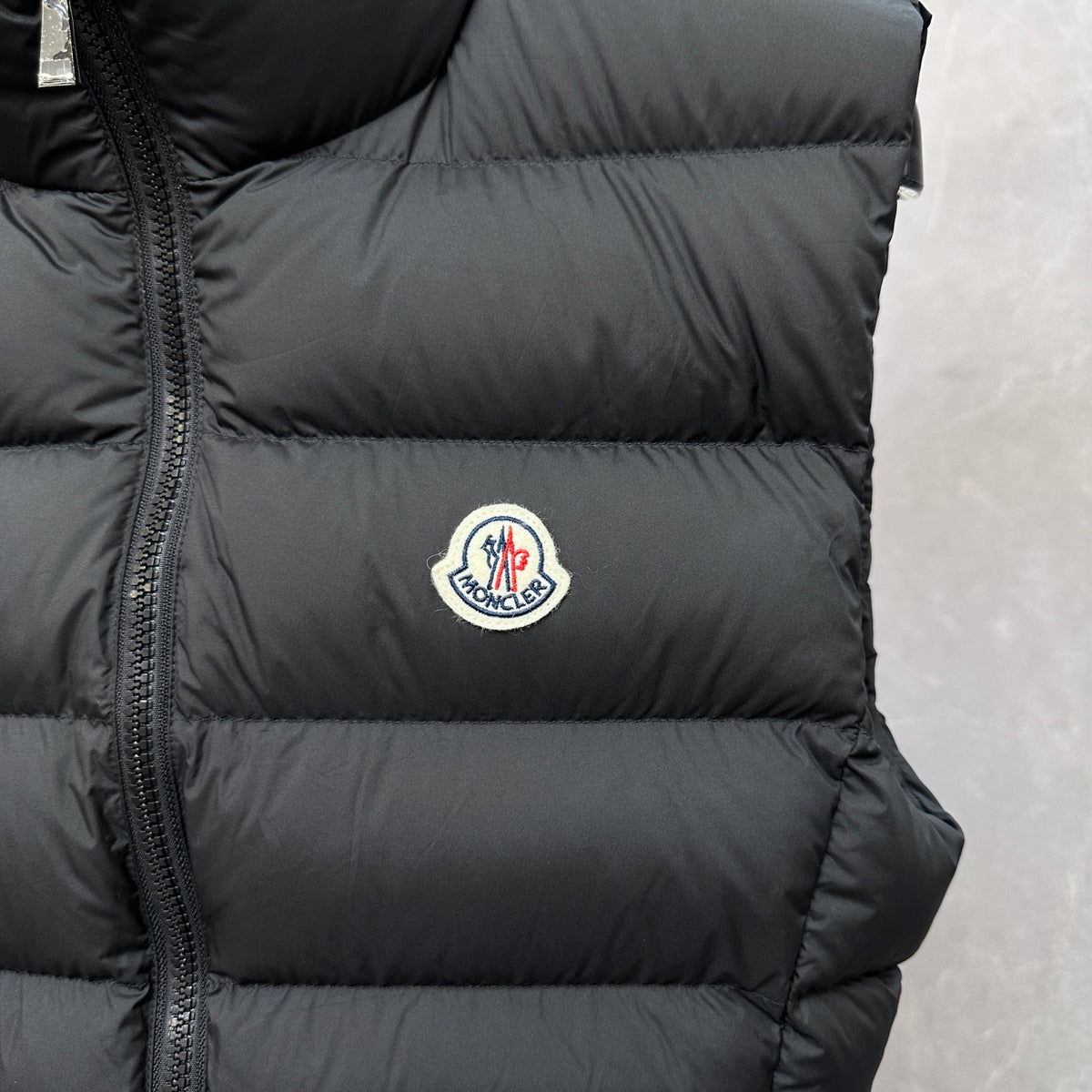 U3R106A15 Fashion down vest
