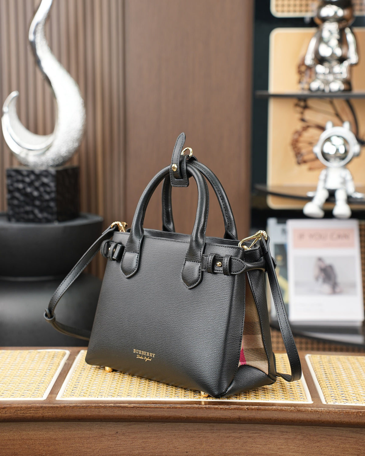 B1R76R20 Fashion leather bag