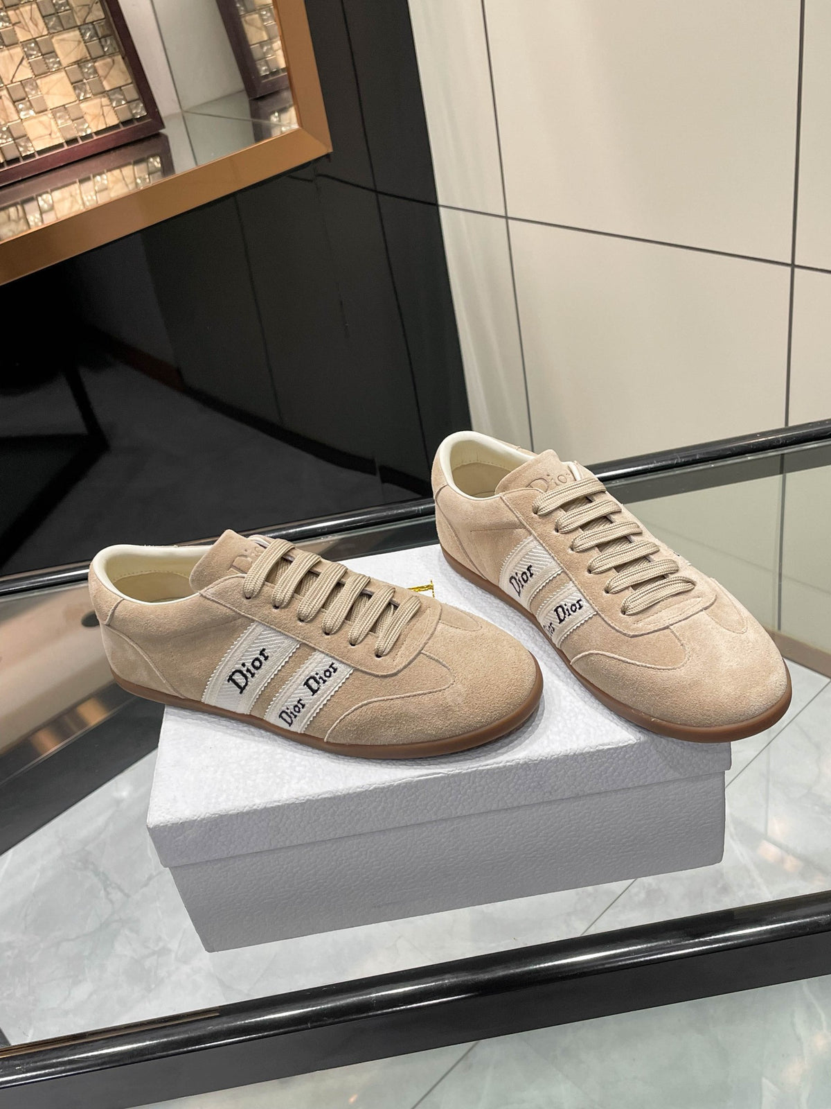Z2P96D19 Popular high-quality shoes