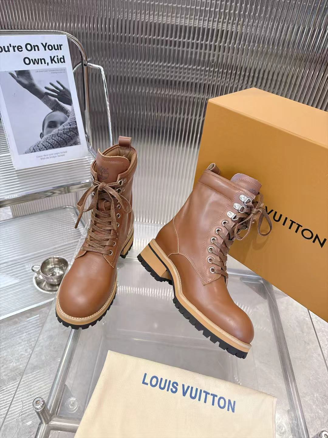 Z2R96E10 Popular high-quality leather shoes