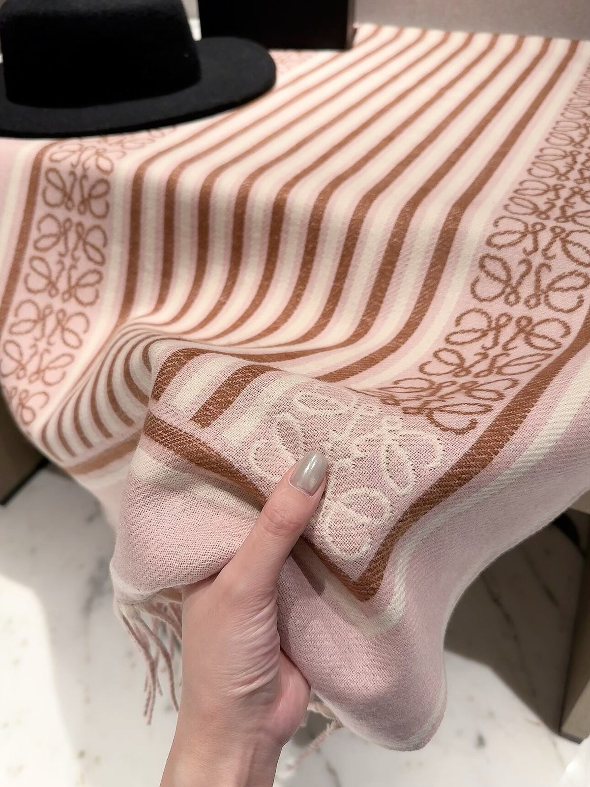 W1R106A23 Fashion Winter Scarves
