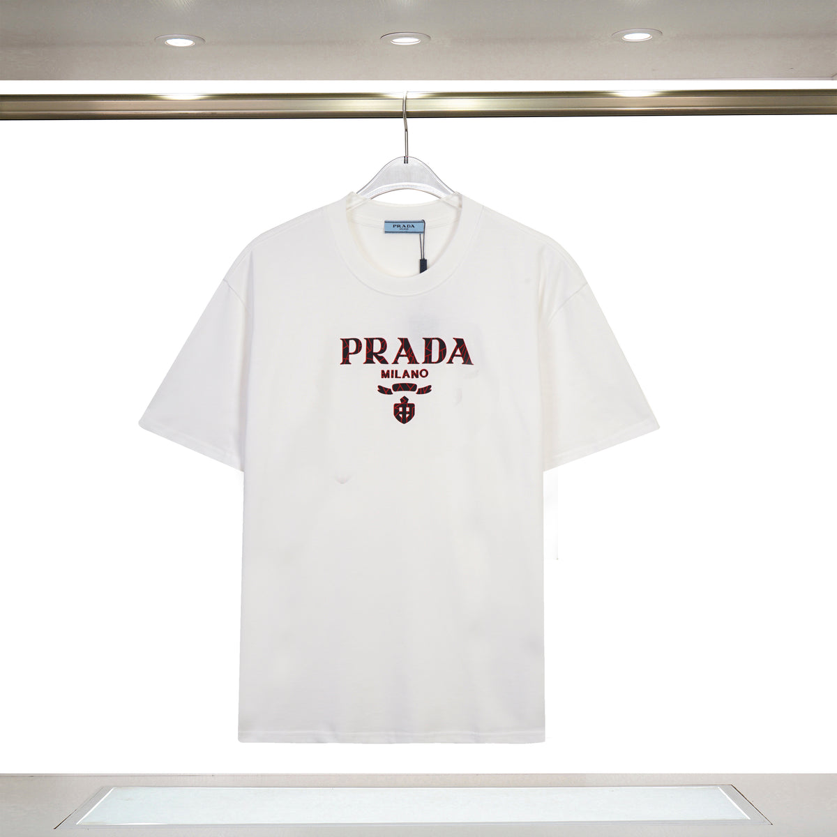 U1R76P50 Popular T-shirts