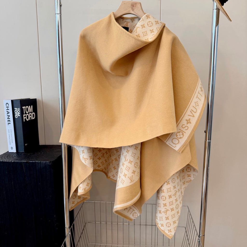 W1R86E63 Fashion cape