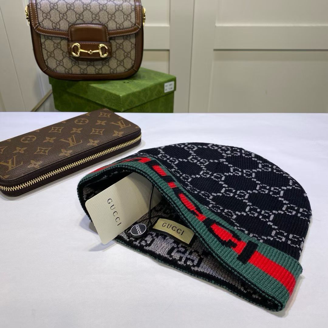 M1R86B72 Fashion hats
