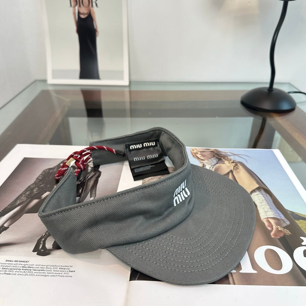 M1R76A9 Fashion hats