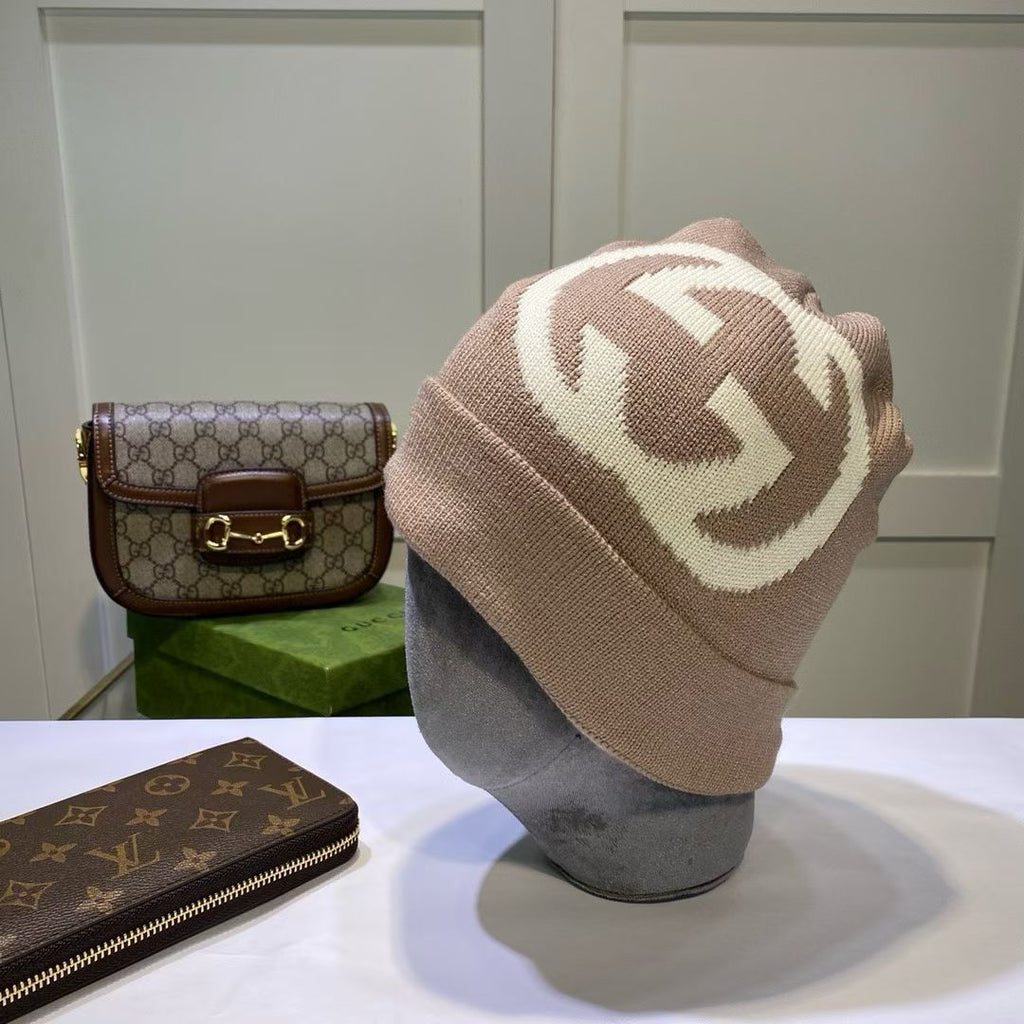 M1R86B56 Fashion hats