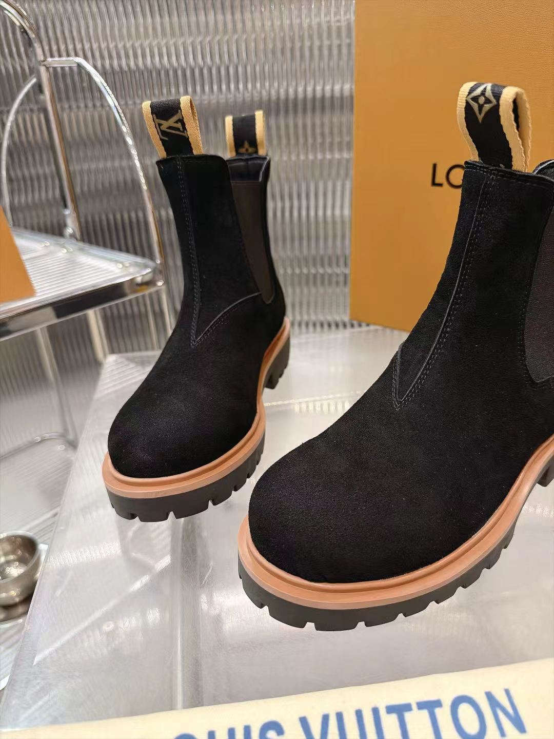 Z2P96E1 Popular high-quality leather shoes