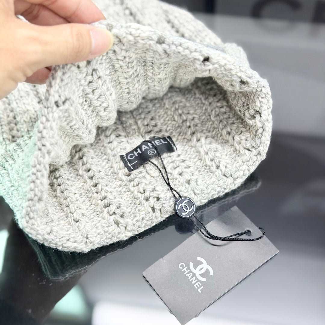 M1R96C27 Fashion hats