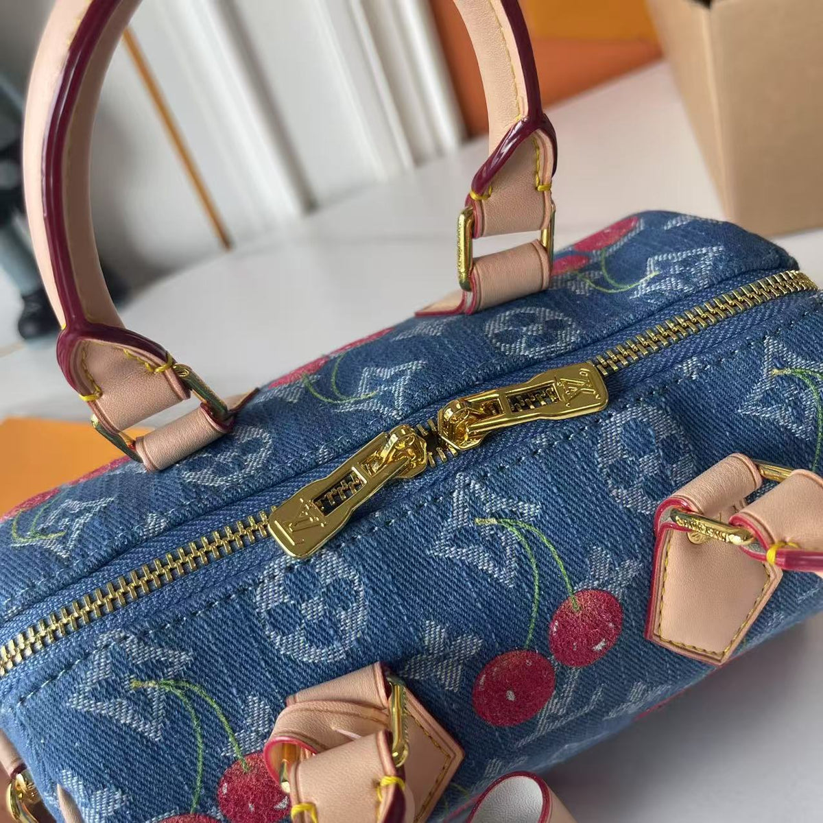146PE53B Popular bag