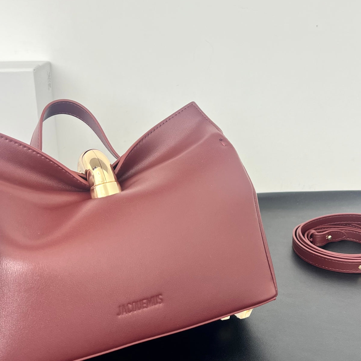 B1R106A2 Fashion leather bag