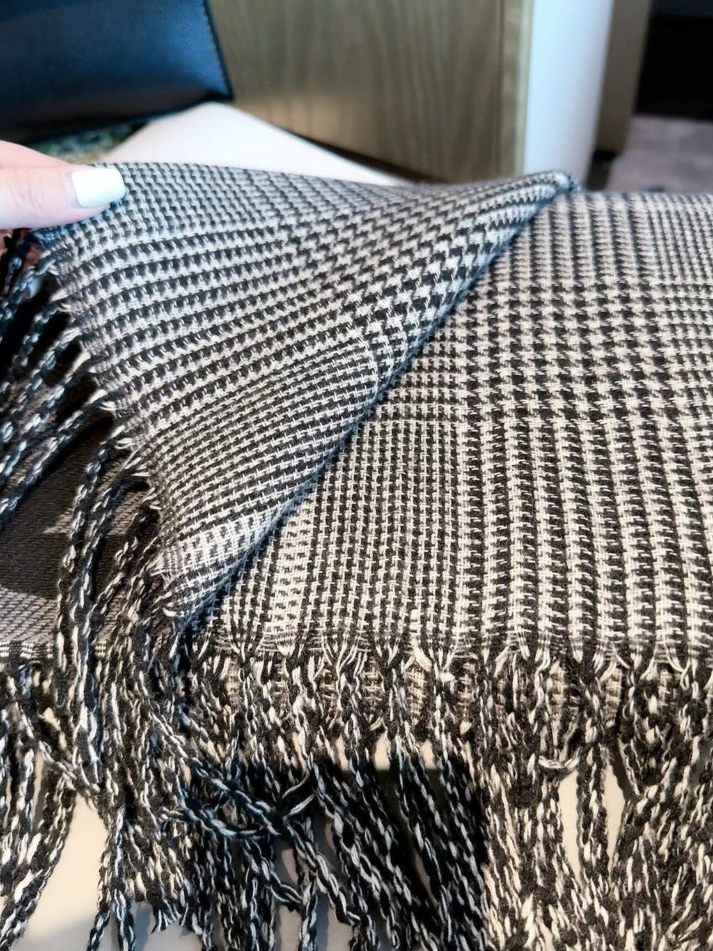 W1R86C105 Popular Winter Scarves