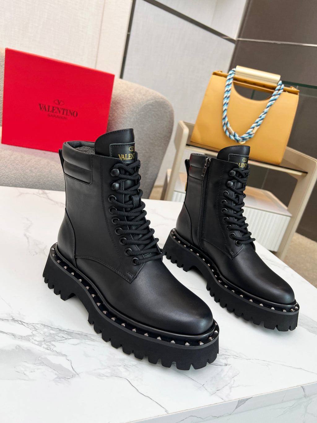 Z2R96VL7 Popular high-quality leather shoes