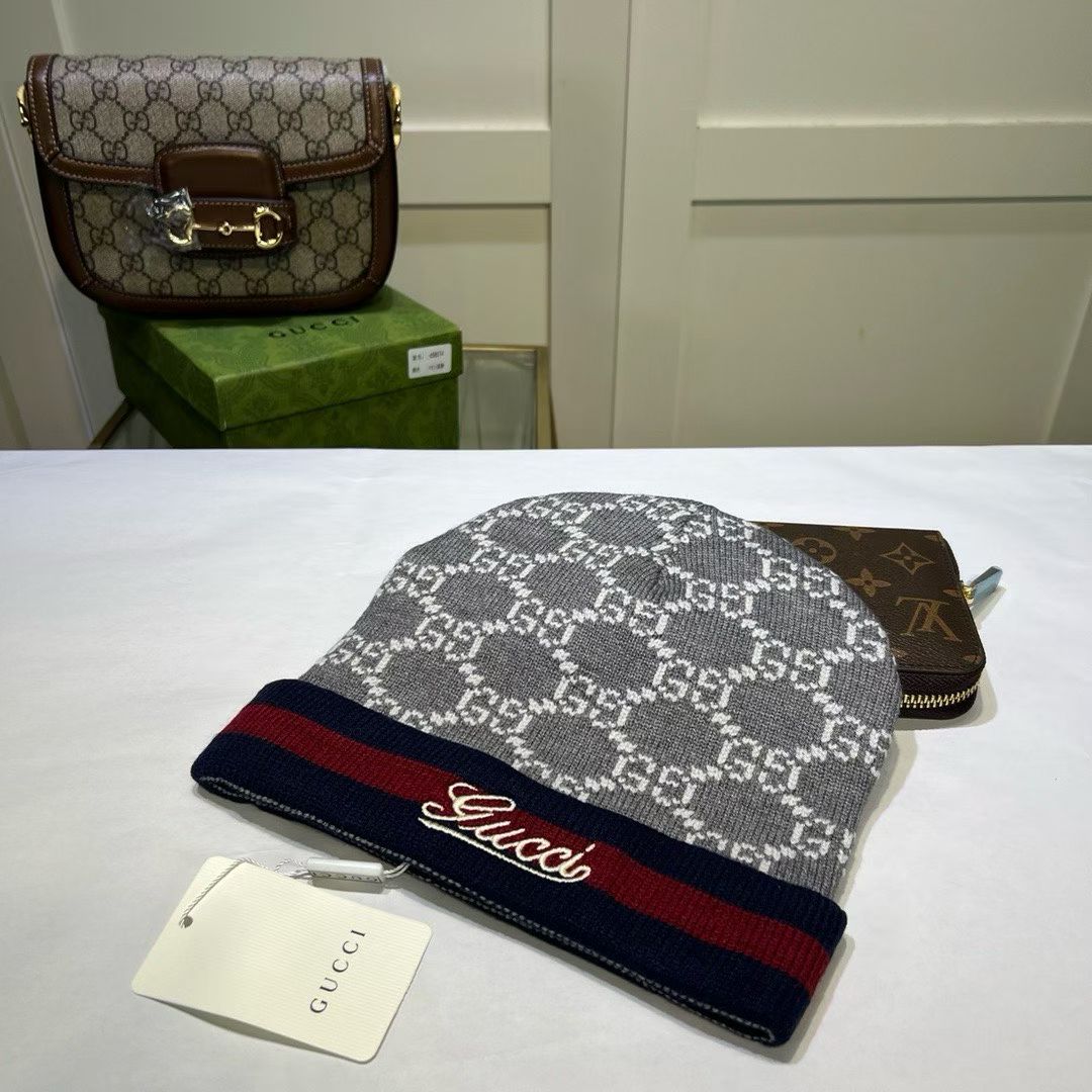 M1R86B48 Fashion hats