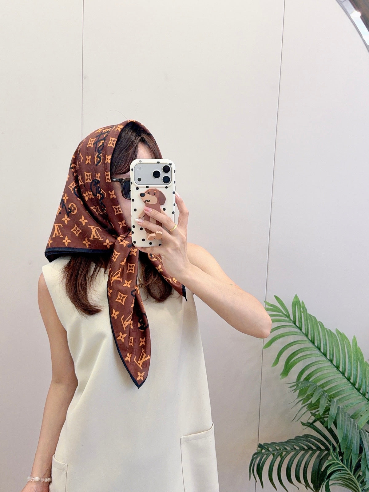 W1N76E2 Popular Silk Scarves