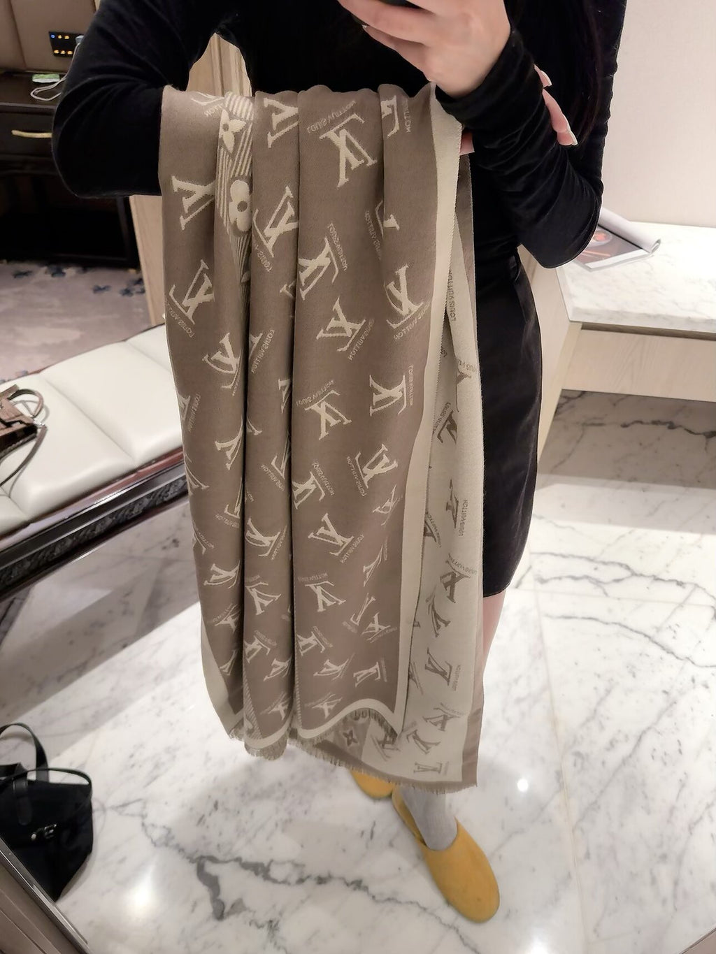 W1R106E62 Fashion Winter Scarves