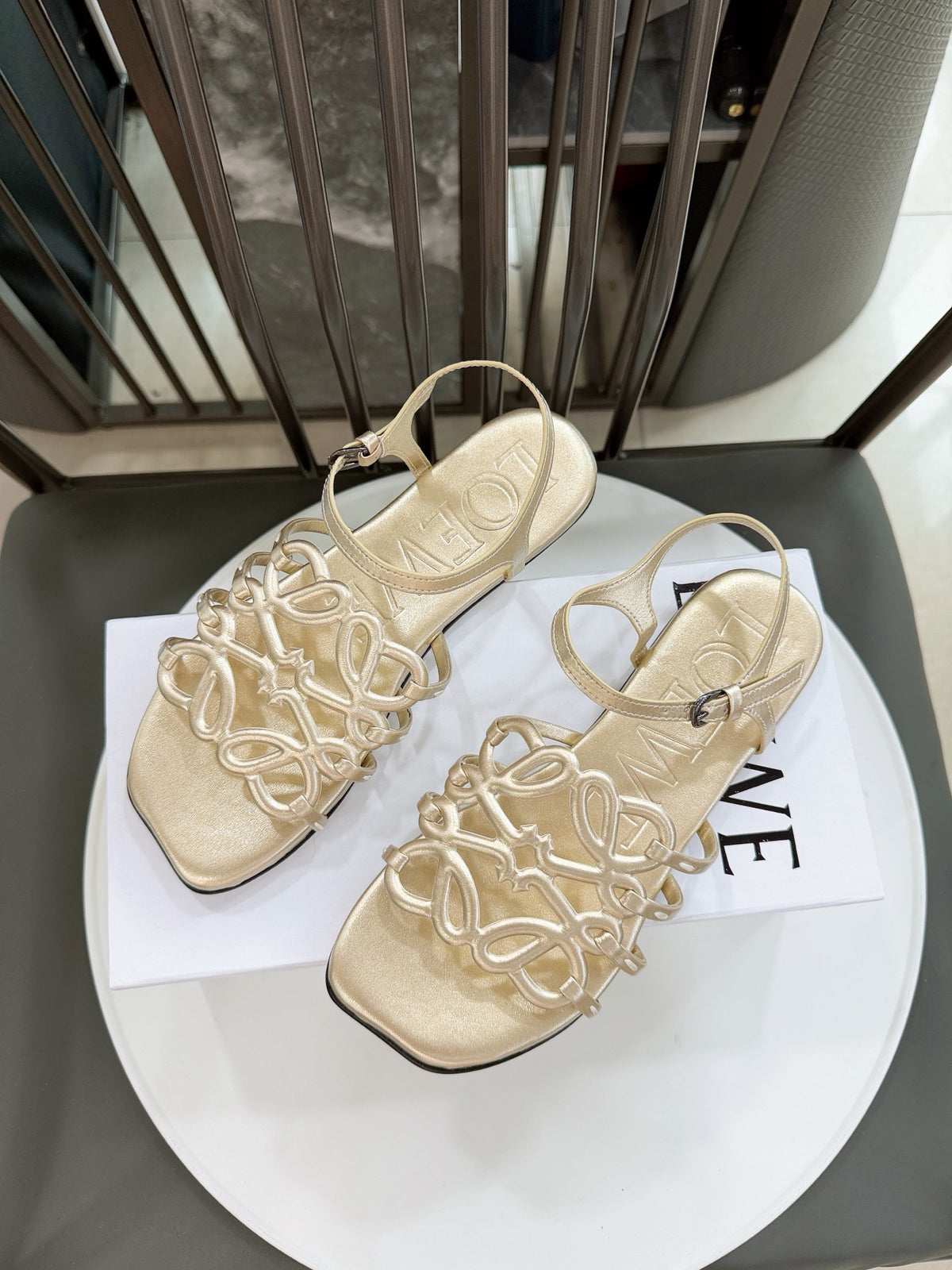 Z2R76A11 Popular high-quality  leather shoes