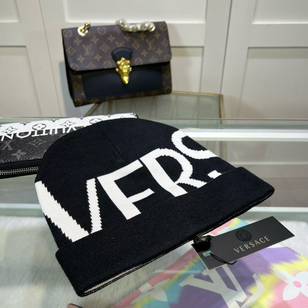 M1R86V92 Fashion hats
