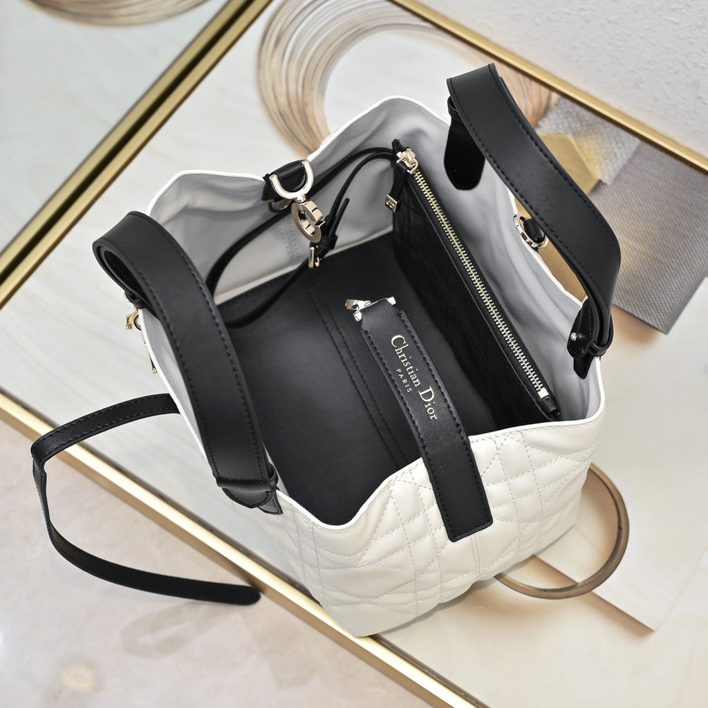 B1R76D40 Fashion leather bag
