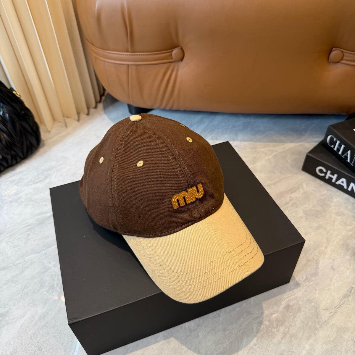 M1R76A8 Fashion hats