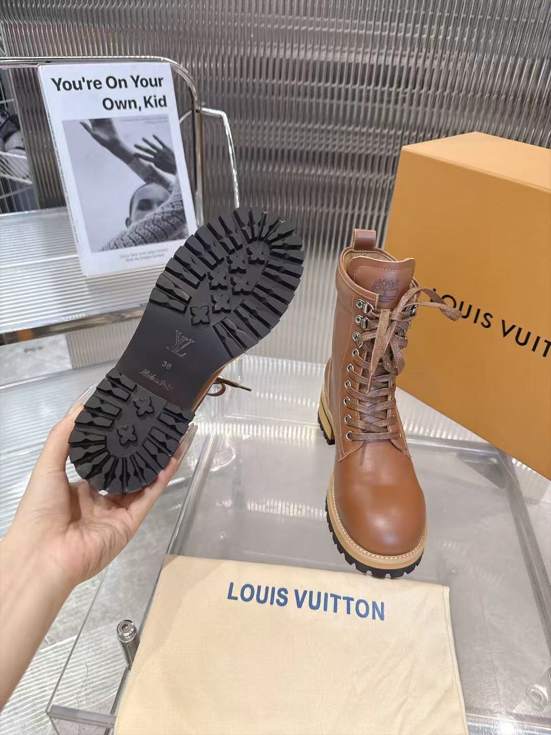 Z2R96E10 Popular high-quality leather shoes